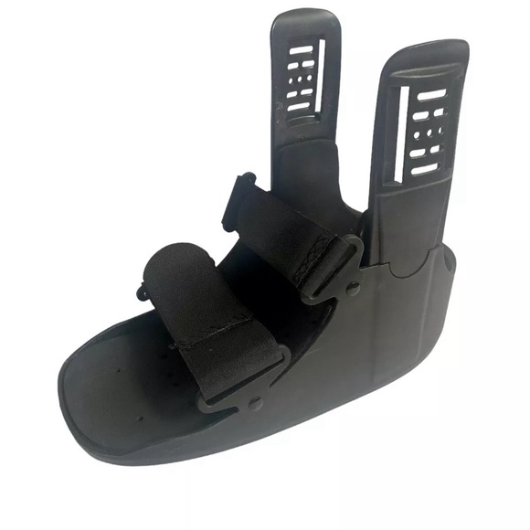 United Ortho Medium Right Foot Low Profile Ankle Foot Boot Shell Only - Picture 12 of 13